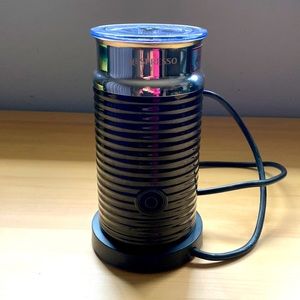 Nestle Nespresso Aeroccino3 3594 Black Milk Frother